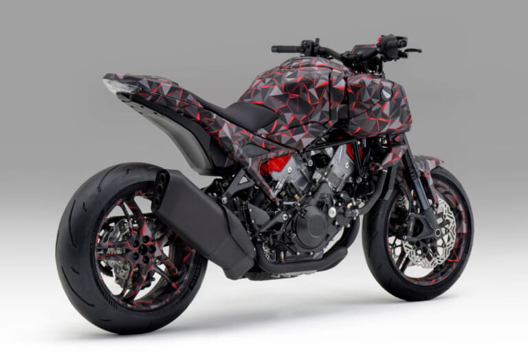 ホンダ|V3R 900 E-コンプレッサー プロトタイプ|EICMA 2025|1200ccエンジンに匹敵?! ホンダが「V3R 900 E-コンプレッサー プロトタイプ」を発表! 電動過給のV型3気筒エンジンがスリムな車体を実現