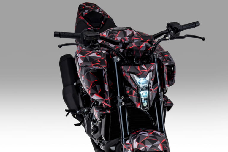 ホンダ|V3R 900 E-コンプレッサー プロトタイプ|EICMA 2025|1200ccエンジンに匹敵?! ホンダが「V3R 900 E-コンプレッサー プロトタイプ」を発表! 電動過給のV型3気筒エンジンがスリムな車体を実現