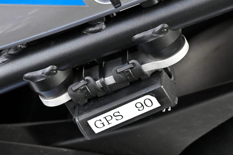 CB1000F｜ホンダCB1000Fカスタム術：鉄馬レーサーを丸山浩が解説【CB1000ホーネットやCBR1000RR-R用パーツを流用】