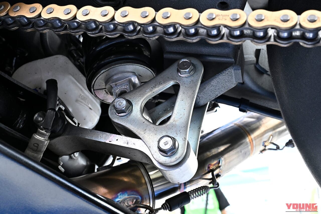 CB1000F|ホンダCB1000Fカスタム術:鉄馬レーサーを丸山浩が解説【CB1000ホーネットやCBR1000RR-R用パーツを流用】