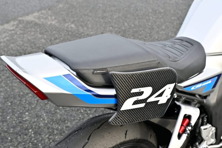 CB1000F|ホンダCB1000Fカスタム術:鉄馬レーサーを丸山浩が解説【CB1000ホーネットやCBR1000RR-R用パーツを流用】