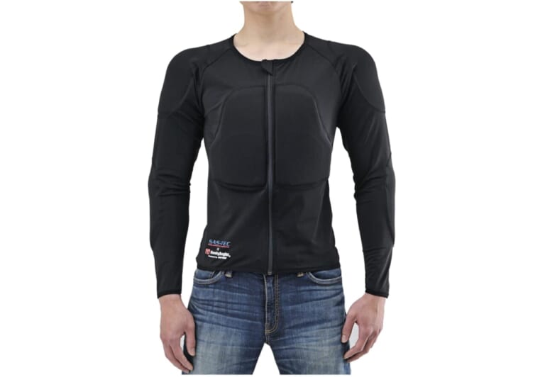 ツーリング中も好きな服を着たいライダーへ。装備の自由度を高めるデイトナのインナープロテクターが“買い”な理由 #Amazonブラックフライデー