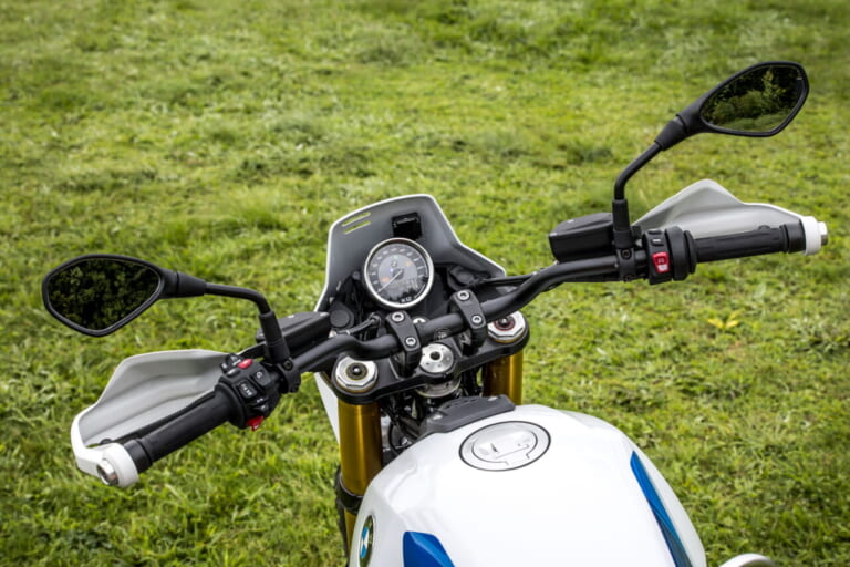 R12G/S｜【新型試乗】BMW R12G/Sスポーツ試乗インプレッション〜レトロなナリに似合わぬ高いオフロード性能〜