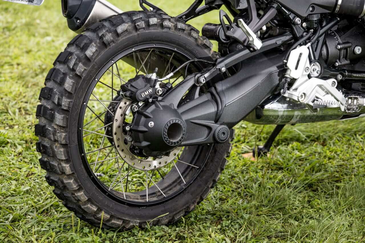 R12G/S｜【新型試乗】BMW R12G/Sスポーツ試乗インプレッション：レトロなナリに似合わぬ高いオフロード性能〜