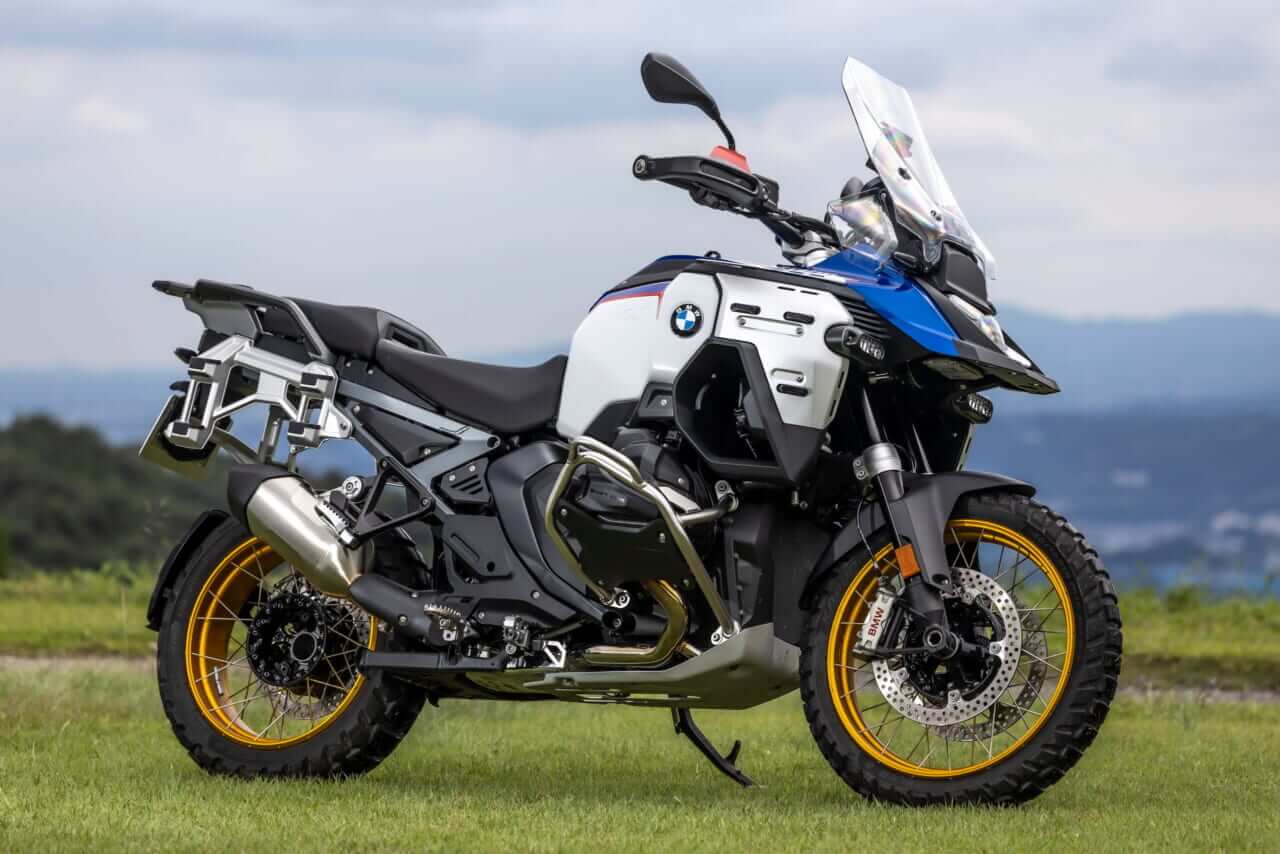 BMW R1300GS Touring ASA/ADVENTURE SPORT｜【新型試乗】BMW R1300 GSツーリングASA／GSアドベンチャースポーツ試乗インプレッション：オートマ仕様でこの走りは驚異的