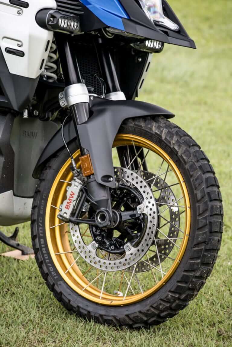 BMW R1300GS Touring ASA/ADVENTURE SPORT｜【新型試乗】BMW R1300 GSツーリングASA／GSアドベンチャースポーツ試乗インプレッション：オートマ仕様でこの走りは驚異的