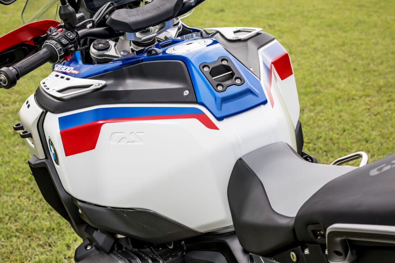 BMW R1300GS Touring ASA/ADVENTURE SPORT|【新型試乗】BMW R1300 GSツーリングASA/GSアドベンチャースポーツ試乗インプレッション:オートマ仕様でこの走りは驚異的