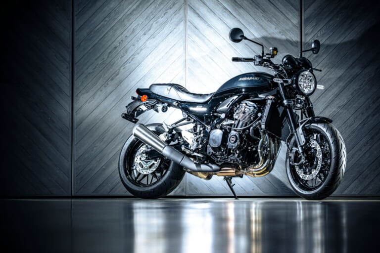 カワサキ|Z900RSブラックボールエディション|2026年モデル|カワサキ新型「Z900RSブラックボールエディション」「Z900RS SE」を実車撮影!! ディテールを解説する!