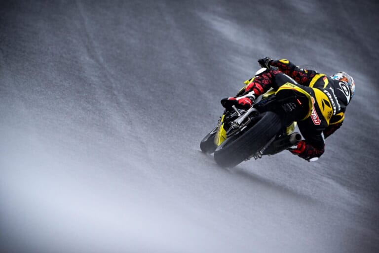 DUNLOP Racing Team with YAHAGI｜長島哲太｜結果が出始めた2年目、最後の苦戦……勝負の3年目へ進化を誓う──ファインダー越しに見た長島哲太×ダンロップの挑戦2025