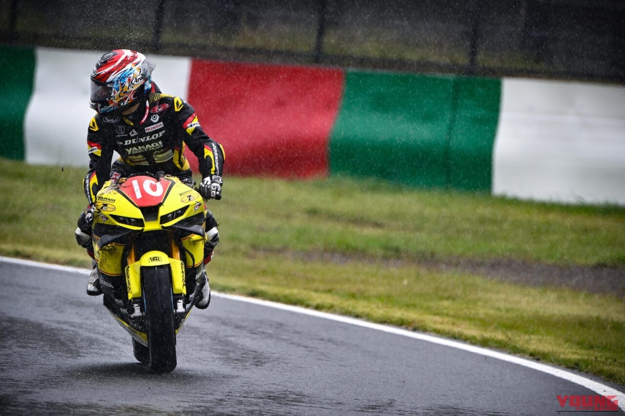 DUNLOP Racing Team with YAHAGI｜長島哲太｜結果が出始めた2年目、最後の苦戦……勝負の3年目へ進化を誓う──ファインダー越しに見た長島哲太×ダンロップの挑戦2025