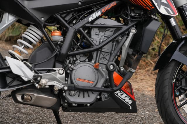 シュアラスターLOOPパワーショット×KTM・200DUKE｜シュアラスターLOOPパワーショット「ザ・体感!!」KTM200デューク編