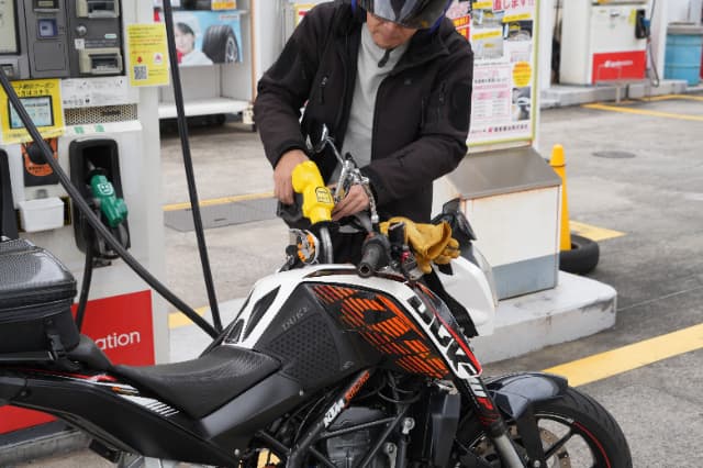 シュアラスターLOOPパワーショット×KTM・200DUKE｜シュアラスターLOOPパワーショット「ザ・体感!!」KTM200デューク編