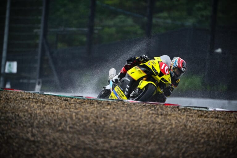 DUNLOP Racing Team with YAHAGI|長島哲太|結果が出始めた2年目、最後の苦戦……勝負の3年目へ進化を誓う──ファインダー越しに見た長島哲太×ダンロップの挑戦2025