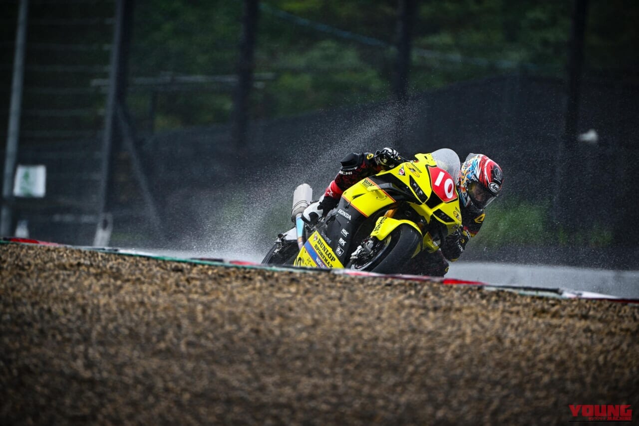 DUNLOP Racing Team with YAHAGI｜長島哲太｜結果が出始めた2年目、最後の苦戦……勝負の3年目へ進化を誓う──ファインダー越しに見た長島哲太×ダンロップの挑戦2025