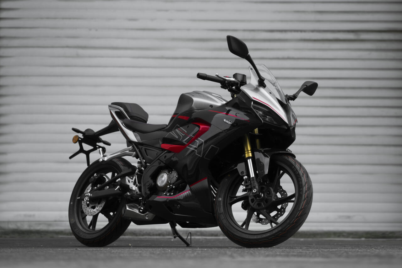 QJMOTOR |SRK125R|「小さくても本格。#街乗りスポーツ、SRK125R」QJ LOVER Kayo MOTOR Column