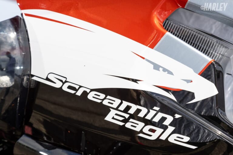 ハーレーダビッドソン|2024 FLTRXSE CVO ROADGLIDE|HD神戸カスタム|グラフィック|【排気量はなんと2212cc】バガーレーサー譲りのビッグトルク&強力な足まわり! ハーレーカスタム新潮流の衝撃