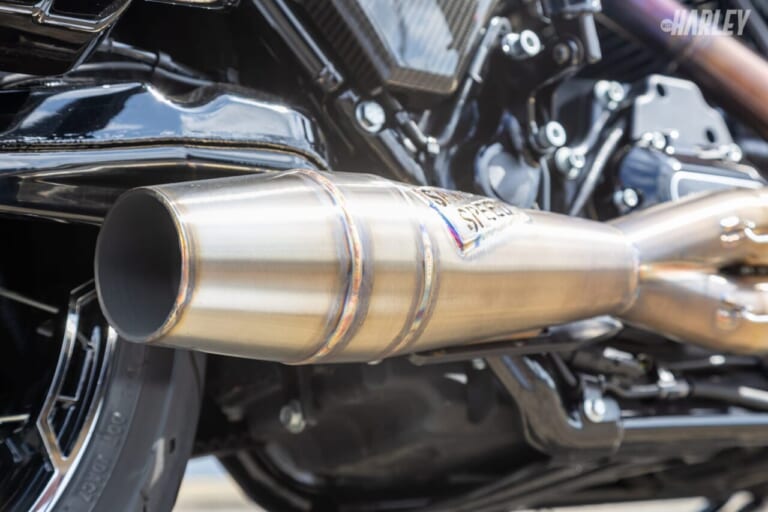 ハーレーダビッドソン|2024 FLTRXSE CVO ROADGLIDE|HD神戸カスタム|マフラー|【排気量はなんと2212cc】バガーレーサー譲りのビッグトルク&強力な足まわり! ハーレーカスタム新潮流の衝撃