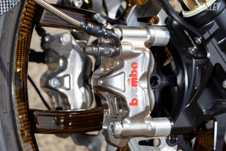 ハーレーダビッドソン|2019 FLTRXSE CVO ROADGLIDE|HD神戸カスタム|フロントブレーキ|【排気量はなんと2212cc】バガーレーサー譲りのビッグトルク&強力な足まわり! ハーレーカスタム新潮流の衝撃