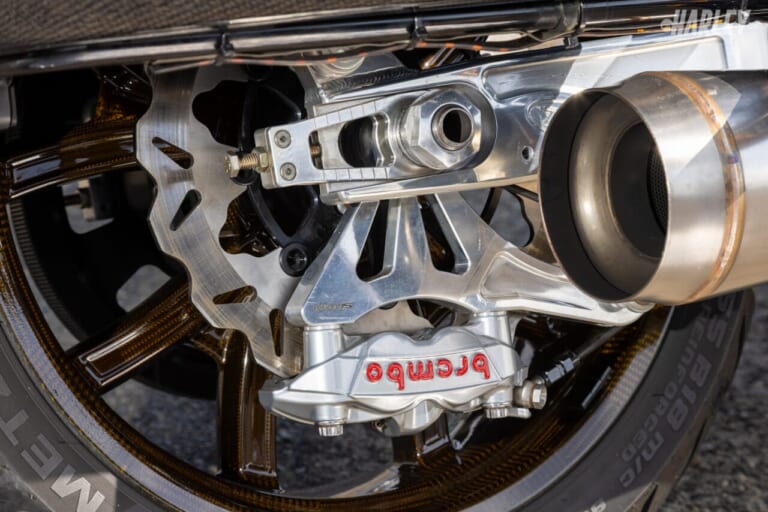 ハーレーダビッドソン|2019 FLTRXSE CVO ROADGLIDE|HD神戸カスタム|リヤブレーキ|【排気量はなんと2212cc】バガーレーサー譲りのビッグトルク&強力な足まわり! ハーレーカスタム新潮流の衝撃