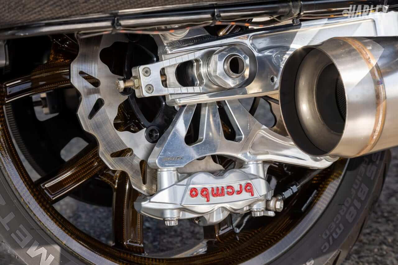 ハーレーダビッドソン｜2019 FLTRXSE CVO ROADGLIDE｜HD神戸カスタム｜リヤブレーキ｜【排気量はなんと2212cc】バガーレーサー譲りのビッグトルク＆強力な足まわり! ハーレーカスタム新潮流の衝撃