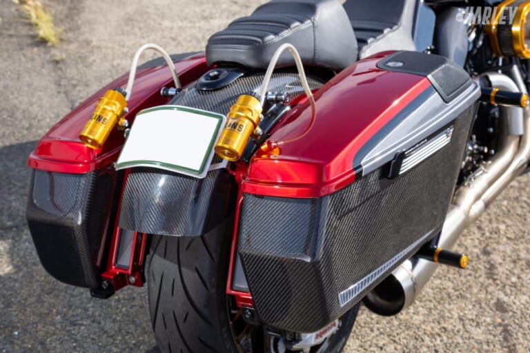 ハーレーダビッドソン|2019 FLTRXSE CVO ROADGLIDE|HD神戸カスタム|パニアケース|【排気量はなんと2212cc】バガーレーサー譲りのビッグトルク&強力な足まわり! ハーレーカスタム新潮流の衝撃