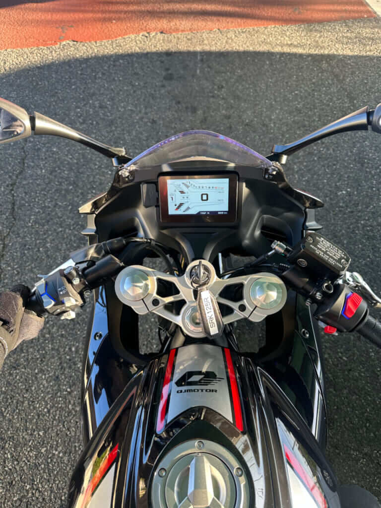 QJMOTOR｜SRK125R｜「小さくても本格。#街乗りスポーツ、SRK125R」QJ LOVER Kayo MOTOR Column