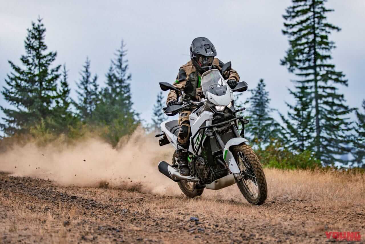 カワサキ|KLE500|輸出仕様|2026年モデル|【新型発表】カワサキ(KAWASAKI)新型アドベンチャー「KLE500」を発表! 上位版「KLE500 SE」はTFTメーターや大型スクリーンも装備〈海外〉