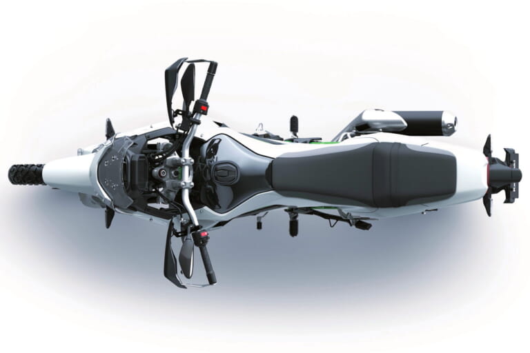 カワサキ|KLE500|輸出仕様|2026年モデル|カワサキが新型アドベンチャー「KLE500」を発表! 上位版「KLE500 SE」はTFTメーターや大型スクリーンも装備【海外】