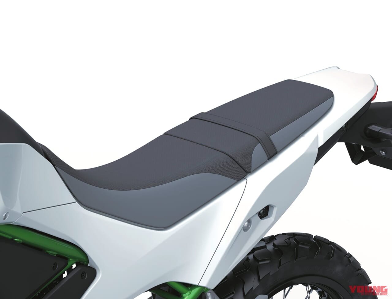 カワサキ|KLE500|輸出仕様|2026年モデル|【新型発表】カワサキ(KAWASAKI)新型アドベンチャー「KLE500」を発表! 上位版「KLE500 SE」はTFTメーターや大型スクリーンも装備〈海外〉