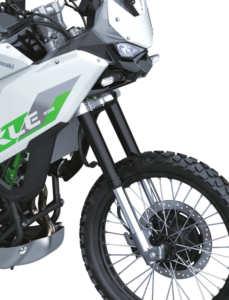 カワサキ|KLE500|輸出仕様|2026年モデル|カワサキが新型アドベンチャー「KLE500」を発表! 上位版「KLE500 SE」はTFTメーターや大型スクリーンも装備【海外】