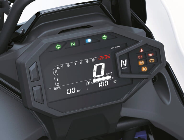 カワサキ｜KLE500｜輸出仕様｜2026年モデル｜【新型発表】カワサキ(KAWASAKI)新型アドベンチャー「KLE500」を発表！ 上位版「KLE500 SE」はTFTメーターや大型スクリーンも装備〈海外〉