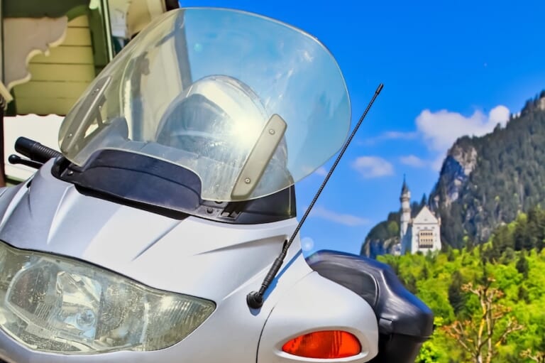 シュアラスター・ゼロリバイブ｜スクリーンの曇り／黄ばみを一発解消! クリアな透明度が復活する魔法の液体「シュアラスター ゼロリバイブ」