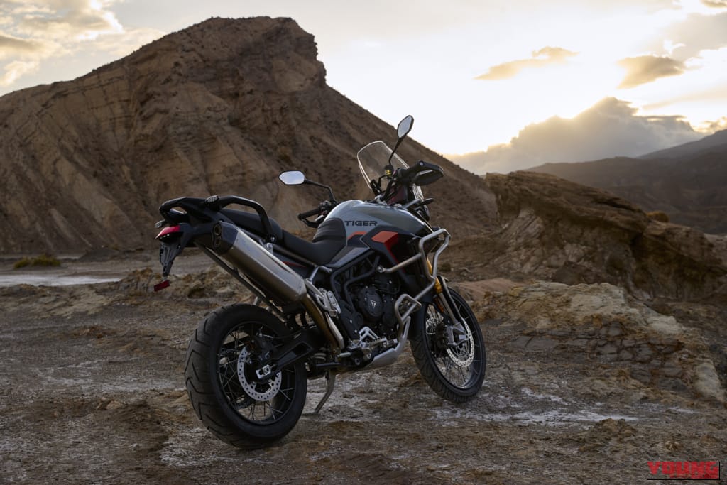 Triumph Tiger900｜トライアンフから新型アドベンチャーモデル「タイガーアルパイン/デザートエディション」が登場【900/1200に特別装備を投入】