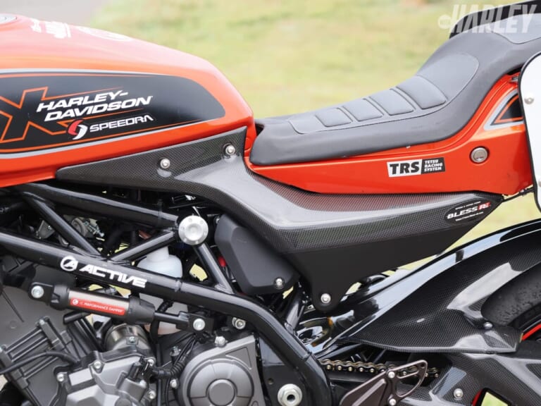 ブレスクリエイション|カーボンサイドカウル|性能だけでなくスタイルも追求。よりディープにハーレー中型車のX350をいじる!