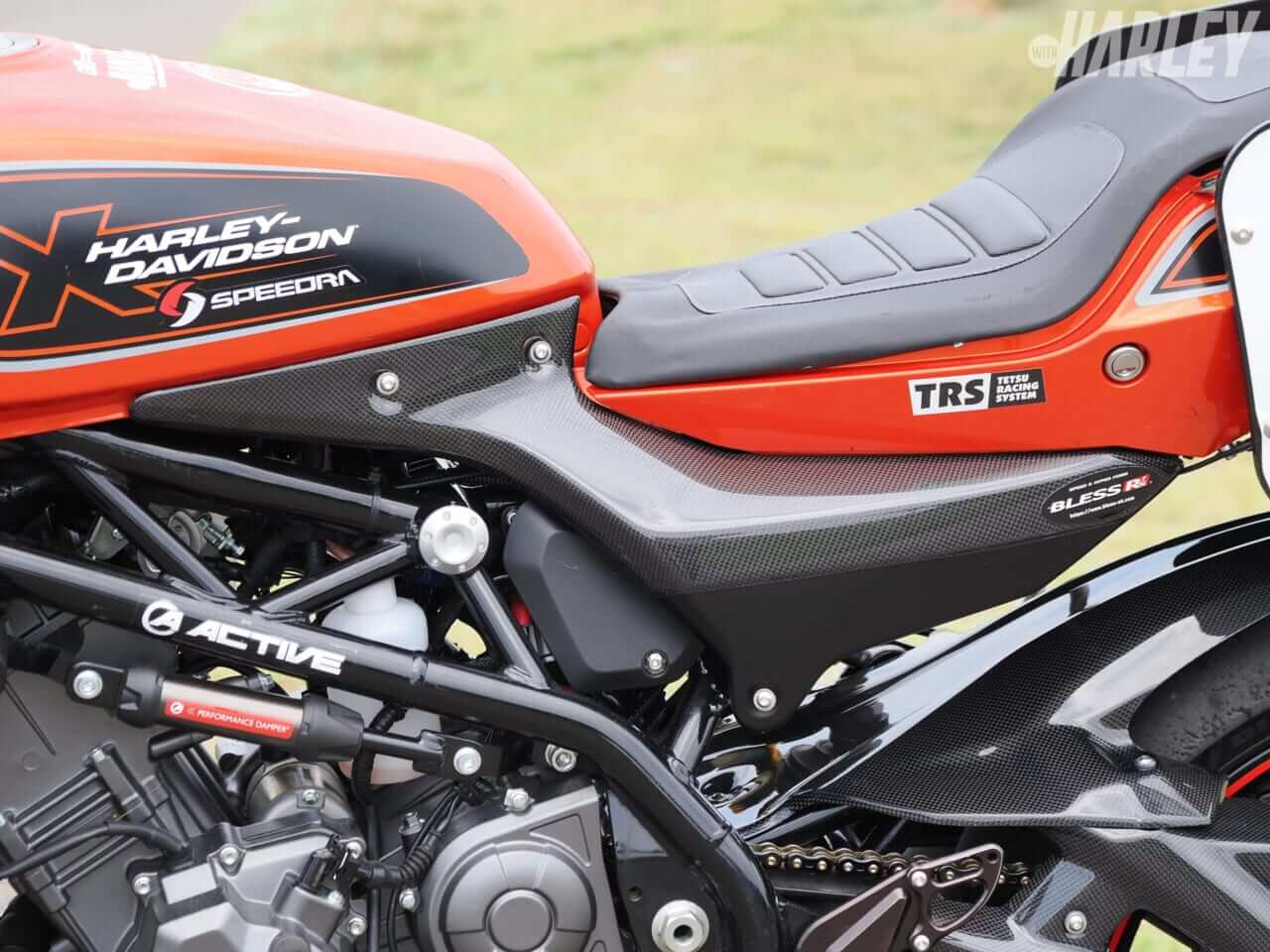 ｜性能だけでなくスタイルも追求。よりディープにハーレー中型車のX350をいじる!