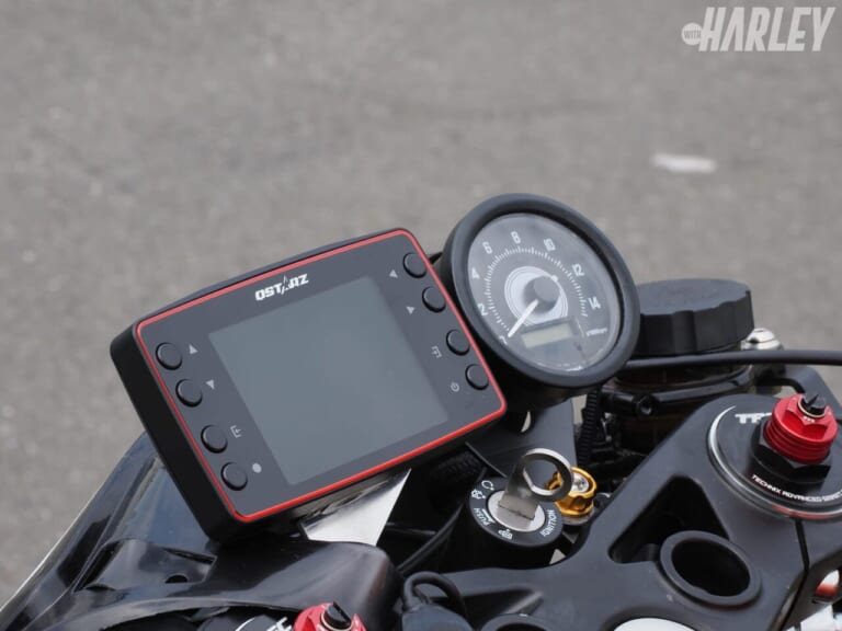 X350|QSTARZ|GpsラップタイマーLT8000GT|性能だけでなくスタイルも追求。よりディープにハーレー中型車のX350をいじる!