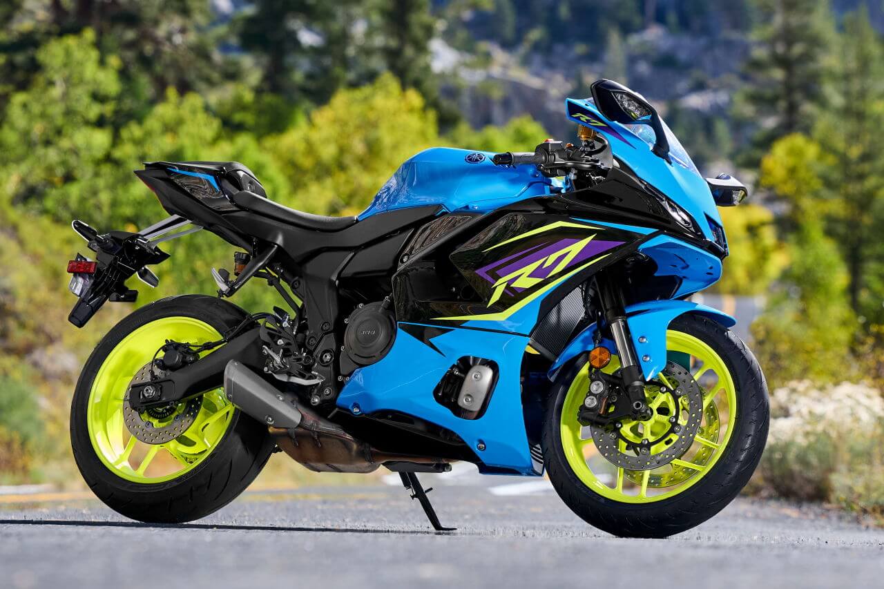 ヤマハ|YZF-R7|北米仕様|2026年モデル|アメリカンな独自カラー! ヤマハ新型「YZF-R7」が北米でも発表、70周年記念カラーと合わせて全4色ラインナップ