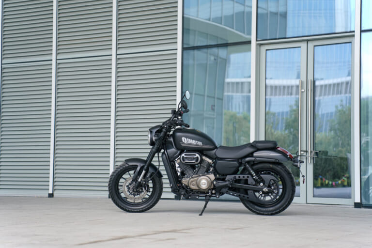 QJMOTOR |SRV250A｜「操作から解放される、オートマという選択」QJ LOVER Kayo MOTOR Column