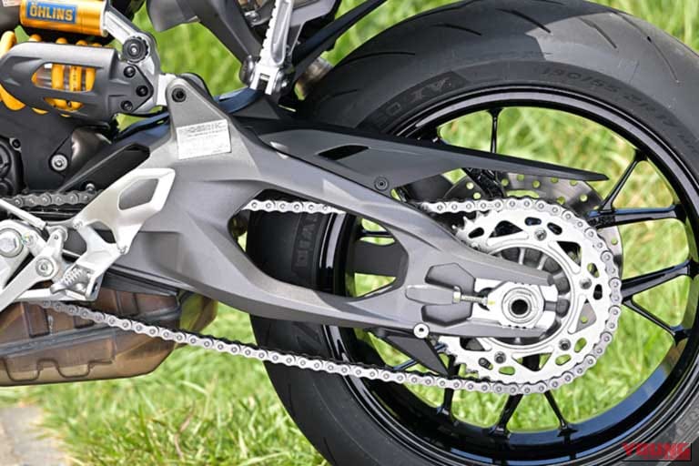 DICATI STREET FIGHTER V2S｜【新車試乗】ドゥカティ「ストリートファイター V2S」最新V2エンジンを積んだストファイ発進!!