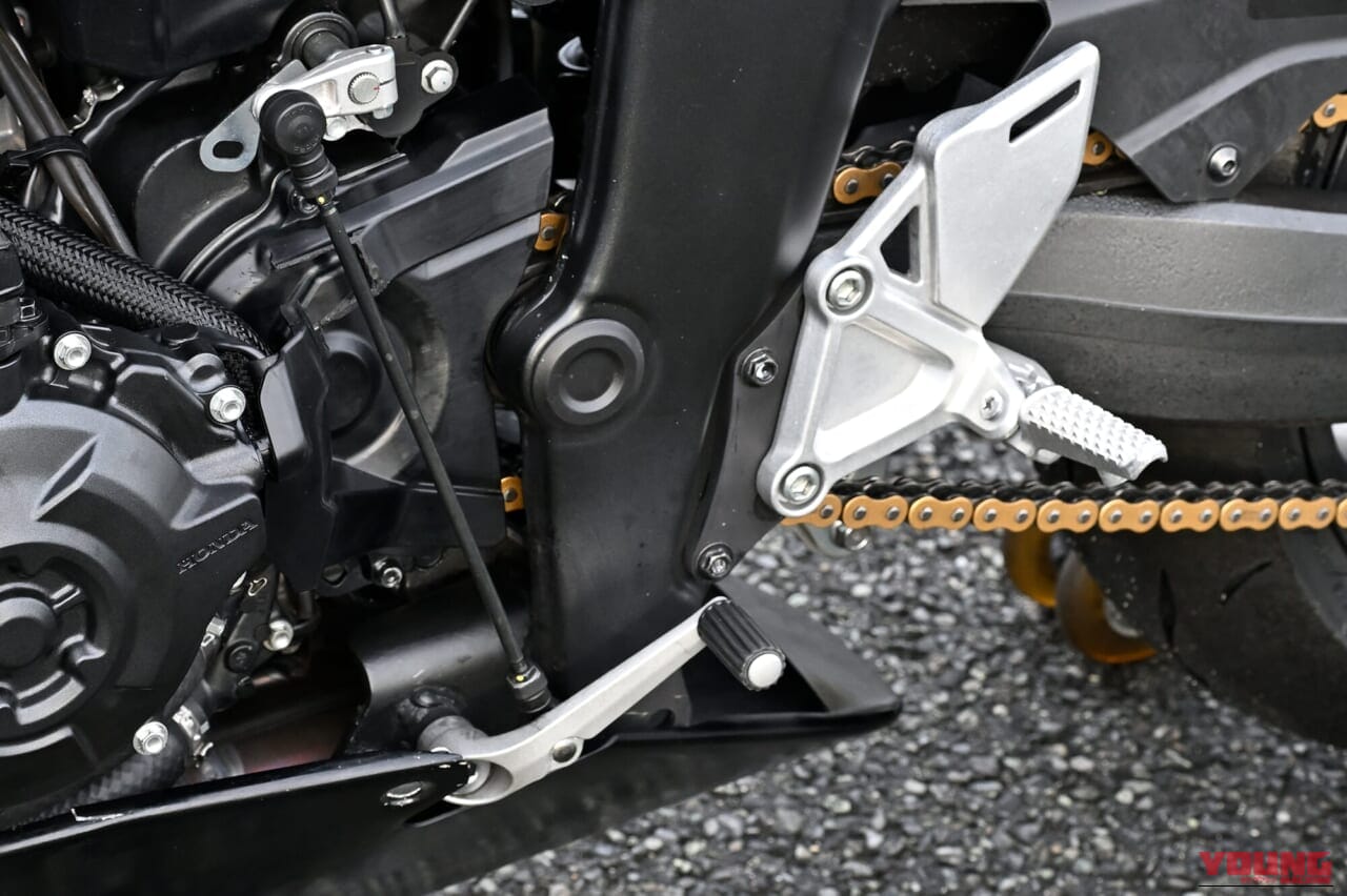 CB1000F|ホンダCB1000Fカスタム術:鉄馬レーサーを丸山浩が解説【CB1000ホーネットやCBR1000RR-R用パーツを流用】