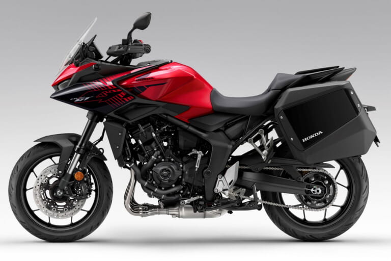 ホンダ｜CB1000GT｜欧州仕様｜2026年モデル｜ホンダが新型スポーツツアラー「CB1000GT」を発表！ 電サス＆IMUを装備するハイテク仕様【EICMA】