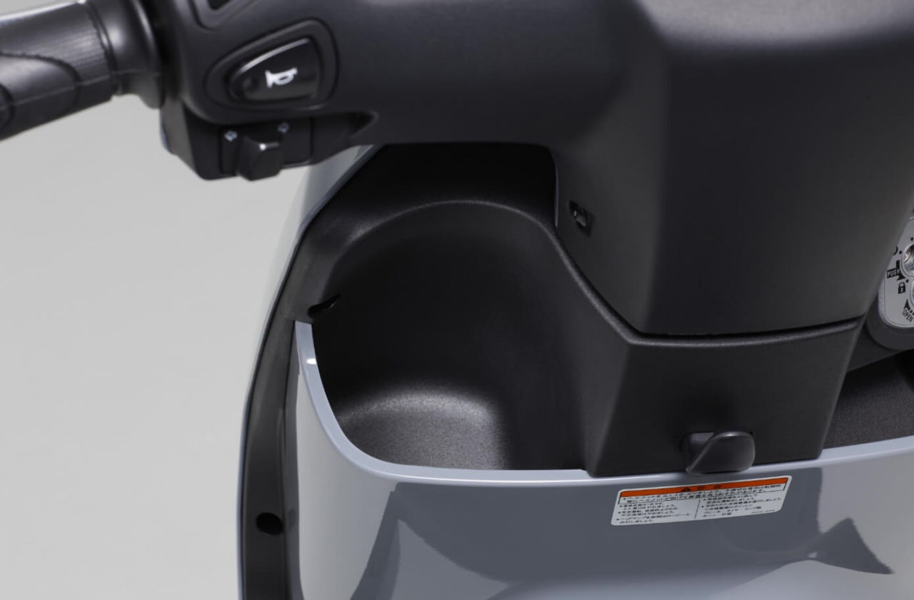 |【地域限定】15万9500円で先行発売! ヤマハがエレクトリックコミューター「JOG E」を発表