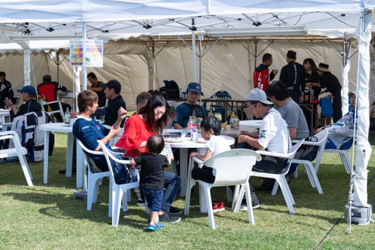 ランチ｜モトラッドミツオカ｜ミツオカネイチャー2025｜仲間と一緒にGSを堪能できるモトラッドミツオカ主催の大型イベント「ミツオカネイチャー2025」