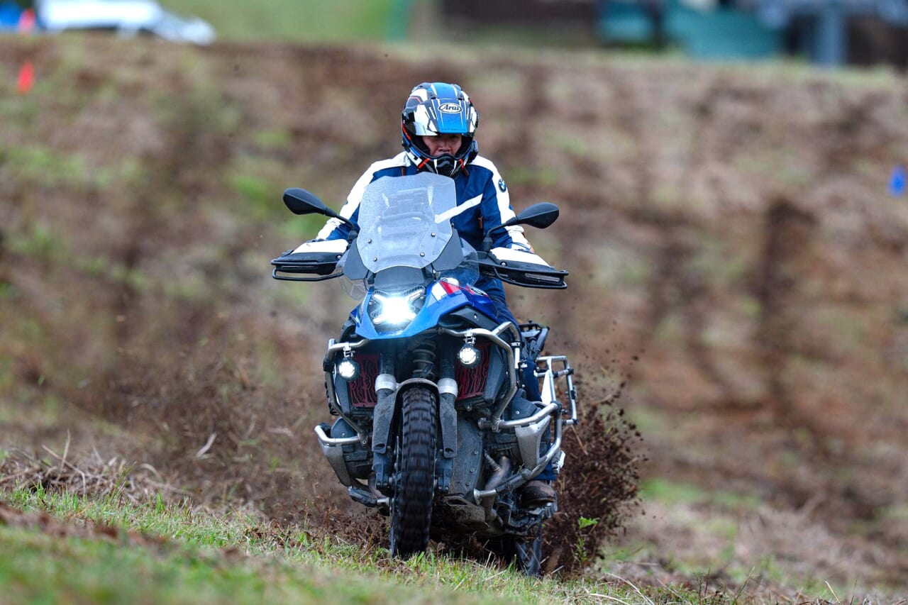 仲間と一緒にGSを堪能できるモトラッドミツオカ主催の大型イベント「ミツオカネイチャー2025」