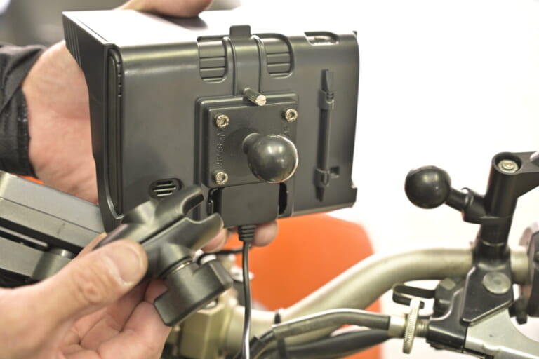 NANKAI NNV-025｜使い勝手抜群!! NANKAI NNV-025 バイクナビゲーションシステム