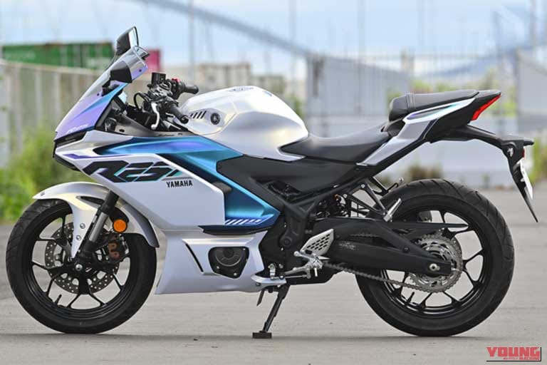 YAMAHA YZF-R25｜「レーシーだけど気軽に乗れる万能系スポーツ！」レーシング女子・岡崎静夏のヤマハ「YZF-R25」試乗インプレッション