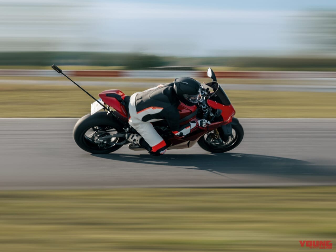 Insta360 X5がMotoGP王者マルケスとコラボ! チャンピオン記念版が世界限定9393台で登場｜Insta360 X5がMotoGP王者マルケスとコラボ! チャンピオン記念版が世界限定9393台で登場