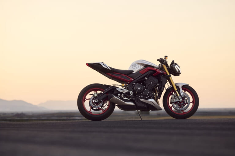 Triumph Street Triple 765 RX/Moto2 Edition｜トライアンフ「ストリートトリプル765」に最上級グレード「RX」と95台限定モデル「Moto2 Edition」登場【オーリンズ/ブレンボ/セパハンで戦闘力マシマシ】