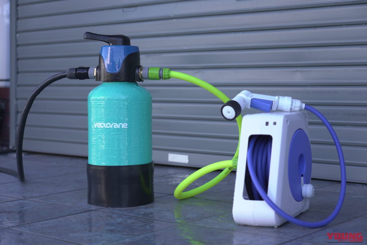 水シミはもう怖くない! プロの技を家庭に凝縮した純水器が洗車の常識を変える【Vectorane KOBUN+Switch】｜水シミはもう怖くない! プロの技を家庭に凝縮した純水器が洗車の常識を変える【Vectorane KOBUN+Switch】