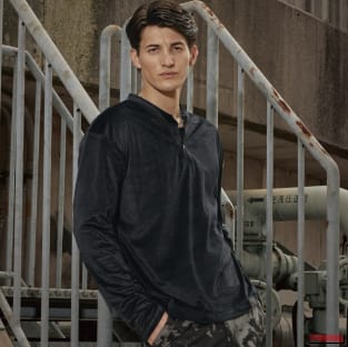 冬のライディングの悩みをブッ飛ばせ! 軽い/暖かい/ムレない おたふく手袋のインナー「FLY WARM」がお役立ちすぎる|冬のライディングの悩みをブッ飛ばせ! 軽い/暖かい/ムレない おたふく手袋のインナー「FLY WARM」がお役立ちすぎる